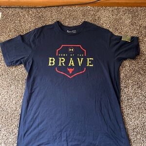 Under Armour Men's Blue Tshirt | Home of the Brave Rock Branded Shirt. Size XL